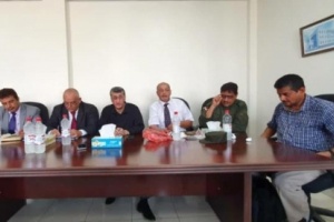 الغرفة التجارية الصناعية تناقش العديد من قضايا التجار والمستثمرين 