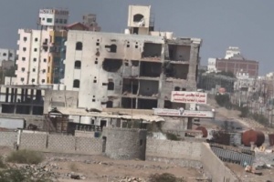 مليشيات الحوثي تستهدف مواقع متفرقة للقوات المشتركة شرق مدينة الحديدة