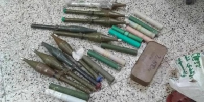 الحزام الأمني في لحج يضبط عصابة تهرب أسلحة إلى عدن 