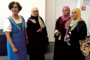 نساء يمنيات اخذن على عاتقهن نقل قصص الجحيم الحوثي إلى جنيف  