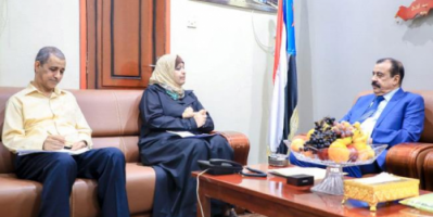 رئيس الجمعية الوطنية يناقش مع عمادة كلية الطب الصعوبات والمشكلات التي تواجه الكلية