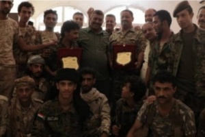 أمن لحج والعلاقات العامة يكرمان قائد شرطة الرباط وقائد فريق المداهمات 
