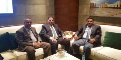 صحيفة العرب اللندنية : مسقط والدوحة توسع من دائرة استقطاب قيادات الشرعية في اليمن 