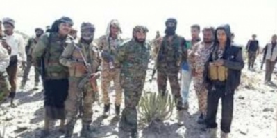 قائد الحزام الأمني بالضالع يتفقد المقاتلين المرابطين في جبهات القتال في حجر