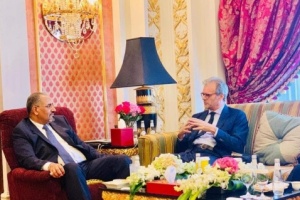 الرئيس القائد عيدروس الزُبيدي يستقبل السفير الفرنسي لدى اليمن
