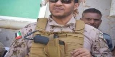 قائد التحالف العربي يهنئ بانتصارات اللواء العاشر صاعقة بمديرية ماوية شرق محافظة تعز.