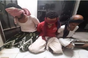 فريق مكافحة الإرهاب يلقي القبض على خلية إرهابية في عدن