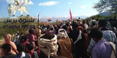 الآلاف من أبناء شبوة.. يشيعون الشهيد "سعيد القميشي" الى مثواه الأخير في مديرية حبان