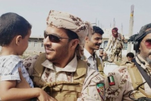 قائد قوات التحالف العربي في #عدن يتفاعل مع معاناة الطفل #أحمد ويوجه بشراء منزل لأسرته