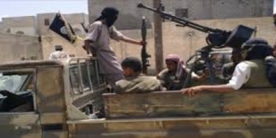 عناصر إرهابية تجهز اطقم باعلام الجنوب وصور الزبيدي والعمليات المشتركة تحذر 