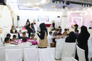 "أنا إنسان" تقيم ورشة في الدعم النفسي وتدشن مشروع الحقيبة والزي المدرسي بعدن 
