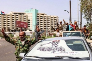 صحيفة عرب اللندنية: اتفاق جدة في لمساتة الأخيرة ..تشكيل حكومة كفاءات والأمن بيد الانتقالي 