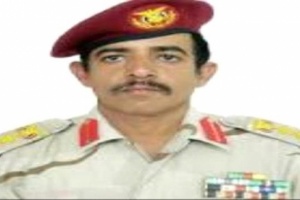 قائد محور عتق يقيد اسم والدة المتوفي منذ سنوات في كشوفات الشهداء ( تفاصيل ) 