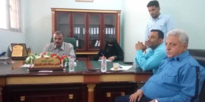 هيئة النقل البري بعدن تقر فرض رسوم على الباصات التابعة للمدارس الأهلية 