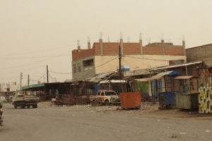 حالة خوف ورعب يعيشها سكان الحديدة نتيجة القصف الحوثي 