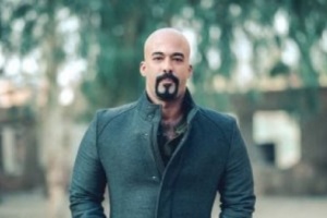 وفاة الفنان المصري هيثم احمد زكي أثر هبوط حاد بالدورة الدموية في شقتة 