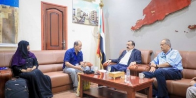 بن بريك يلتقي منسق المنظمات الدولية في عدن 