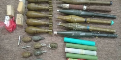 الاجهزة الامنية تضبط سيارة تحمل ذخائر أسلحة متنوعة بمديرية ديس الشرقية 
