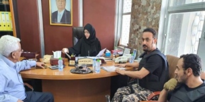 وفد سعودي يجتمع مع قيادات شركة النفط في عدن 