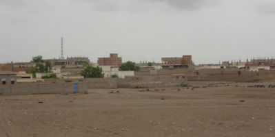 مليشيات الحوثي تقصف مدينة التحيتا بالمدفعية الثقيلة