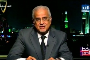 لقور يكشف سبب تأخر عودة الرئيس اليمني إلى عدن 