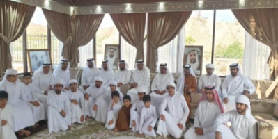الرئيس الزبيدي يزور بلدة المنيعي في رأس الخيمة 