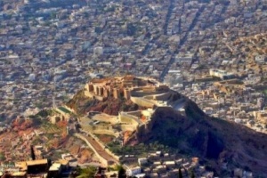 الإصلاح ينشر مجموعات مسلحة في تعز لنشر الفوضى 