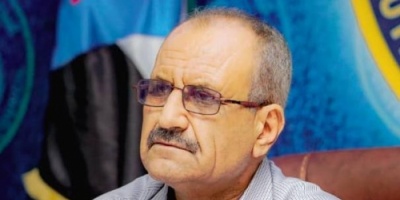 *قيادي في الانتقالي يعلق على عودة رئيس الوزارء ويدعو لإجراءات سريعة لمعالجة الملفات الخدمية*