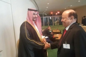 صحيفة عكاظ : هادي يحسم أمر تعيين محافظ ومدير أمن لعدن 