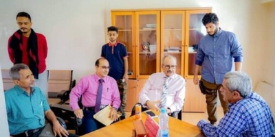 *الجعدي يتفقد مصلحة الهجرة والجوازات ويشدد على ضرورة تسهيل صرف جوازات الجرحى والحالات المرضية*