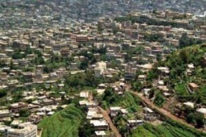 معسكر يفرس في تعز .. الموت القادم من الشمال