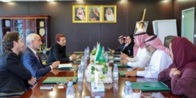 آل جابر يلتقي منظمة أطباء بلا حدود من اجل اليمن 