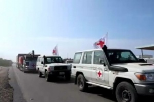 المليشيات تمنع الصليب الأحمر الدولي من دخول الدريهمي وتستولي على قافلة الإغاثة