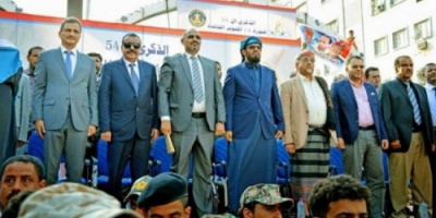 العولقي : أن تواجد قيادات المجلس الانتقالي في العاصمة عدن دلالة واضحة على استلام ملف المناطق الجنوبية