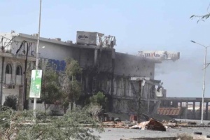 مليشيات الحوثي ..خروقات للهدنة وحصار خانق وبطش بأبناء الحديدة