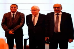 الخبجي يناقش مع المبعوث الاممي مستجدات تنفيذ اتفاق الرياض