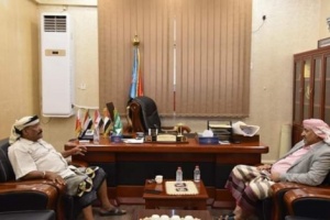 الرئيس الزُبيدي يلتقي قائد محور العند العميد ثابت جواس