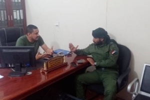 في زيارة تفقدية.. قائد قوات الحزام الأمني بعدن يطلع على الجاهزية الأمنية بقطاع البريقة 