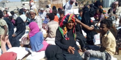 قافلة مساعدات إماراتية جديدة لأهالي النخيلة في الساحل الغربي