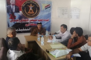 الحوتري يستعرض أهم المستجدات السياسية في أبين