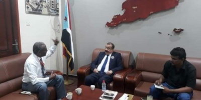 اللواء بن بريك يلتقي سفير النوايا الحسنة بالأمم المتحدة عادل سيدو