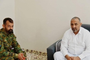 الرئيس الزبيدي يطلع على الأوضاع الأمنية بمديرية الشيخ عثمان 