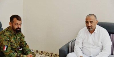 الرئيس الزبيدي يطلع على الأوضاع الأمنية بمديرية الشيخ عثمان 