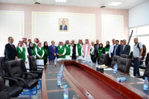 رئيس جامعة عدن يستعرض تأهيل مباني ومختبرات الجامعة مع البرنامج السعودي لتنمية وإعمار اليمن
