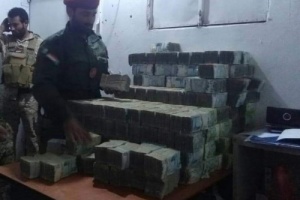 ضبط أموال ضخمة مهربة في نقطة الرباط شمالي عدن