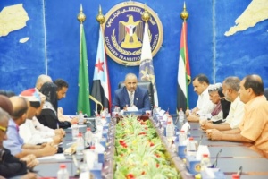 الرئيس القائد عيدروس الزُبيدي يلتقي قيادة نقابة المعلمين التربويين في العاصمه عدن والمحافظات الجنوبية