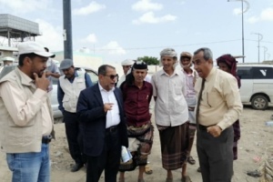 بالتنسيق مع انتقالي أبين.. مشروع الأشغال اليونبس يبدأ  برصف جامعة أبينَ