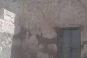قصف مدفعي حوثي يستهدف منازل المواطنين في حيس
