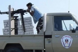 مريس .. مدفعية القوات الجنوبيه تستهدف مواقع تمركز مليشيات الحوثي بعد اشتباكات متقطعه ظهر اليوم .