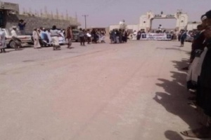 شبوة : وقفة احتجاجية للمطالبة بالإفراج عن المعتقلين في سجون الإخوان